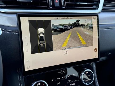 Used 2025 Jaguar F-PACE R-Dynamic S image 11