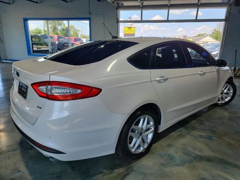 Used 2014 Ford Fusion SE image 14