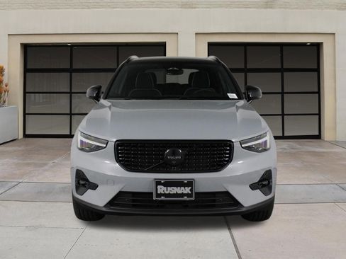 New 2026 Volvo XC40 B5 Ultra w/ Climate Package AWD/4WD image 2
