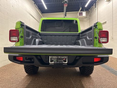 New 2026 Jeep Gladiator Sport image 11