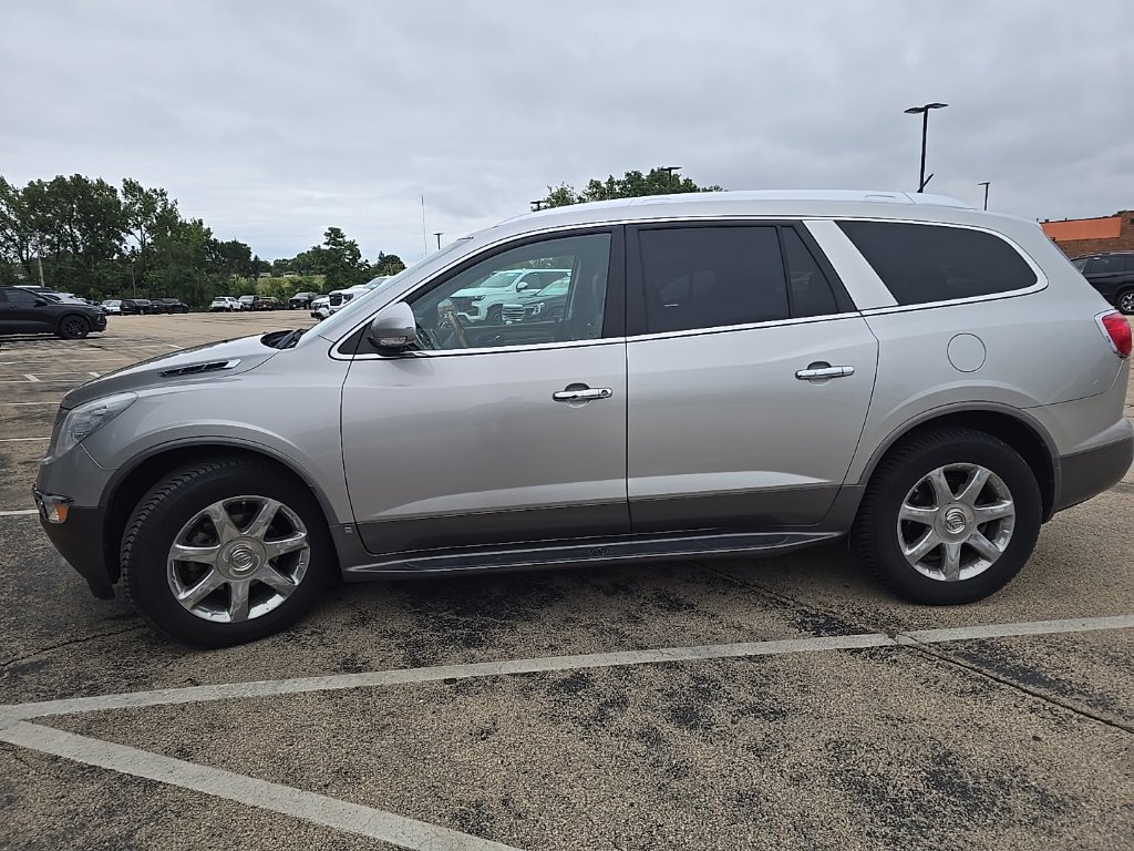 Used 2008 Buick Enclave CXL w/ Entertainment Package #4 AWD/4WD image 2