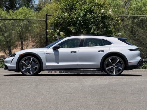 Certified 2023 Porsche Taycan Turbo AWD/4WD image 2
