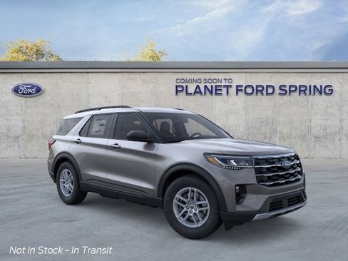 New 2026 Ford Explorer Active RWD image 8