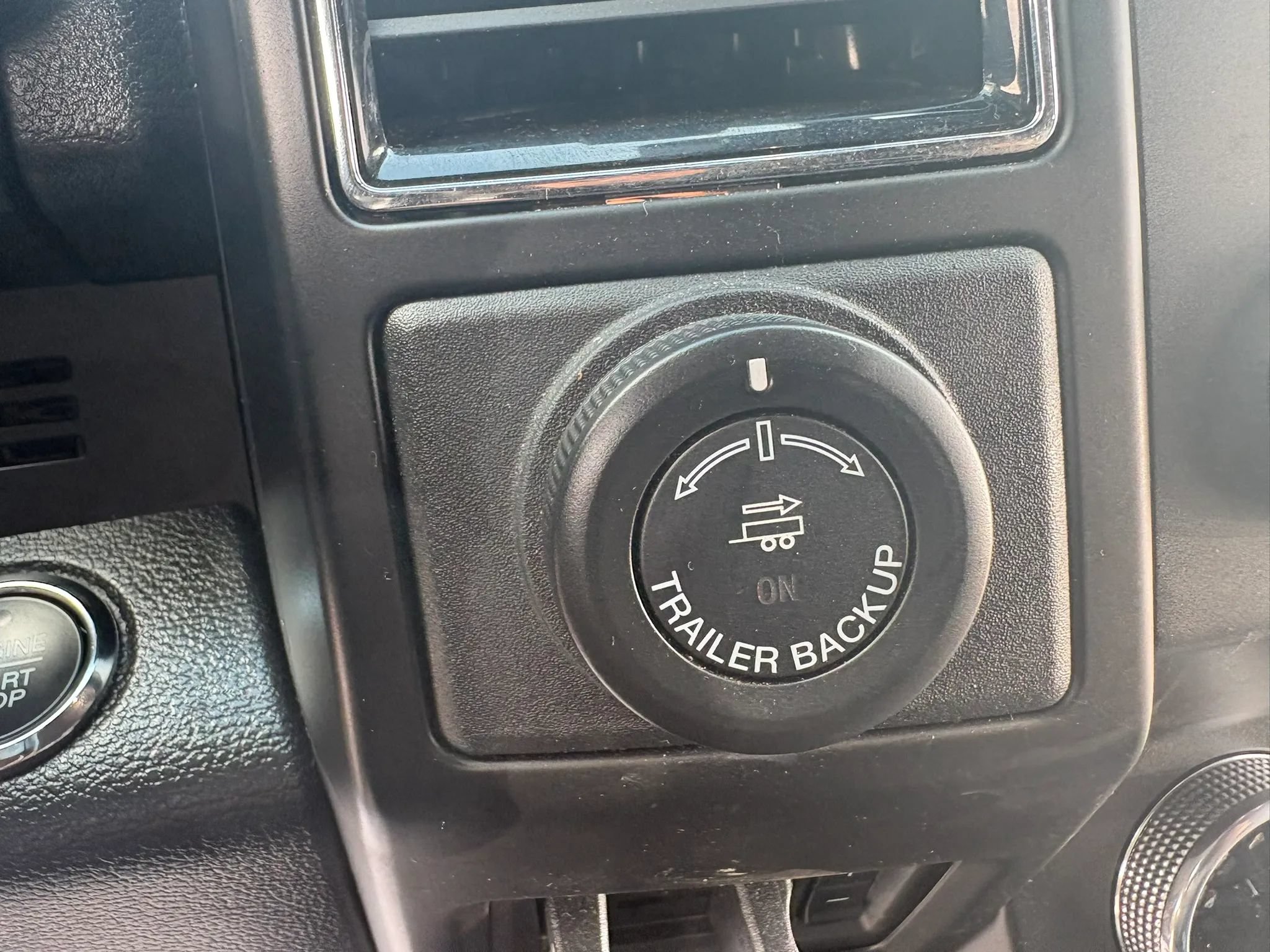 Used 2020 Ford Expedition XL AWD/4WD image 25