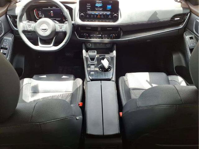 Certified 2023 Nissan Rogue Platinum w/ Platinum Premium Package FWD image 10