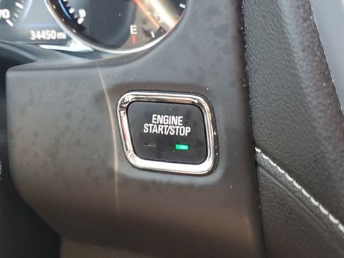 Used 2023 GMC Acadia SLT w/ Technology Package FWD image 24