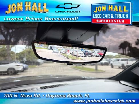 Used 2025 Chevrolet Silverado 1500 High Country w/ High Country Premium Package AWD/4WD image 32