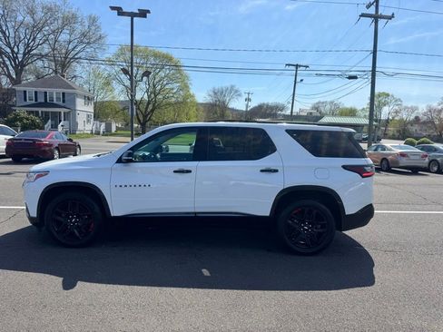 Used 2019 Chevrolet Traverse Premier w/ Redline Edition AWD/4WD image 10