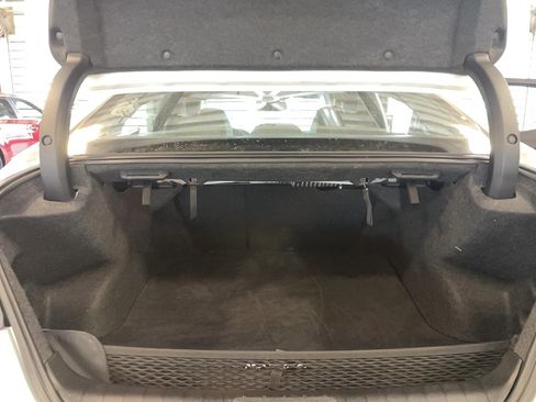 Used 2019 Nissan Maxima SR w/ Premium Package image 21