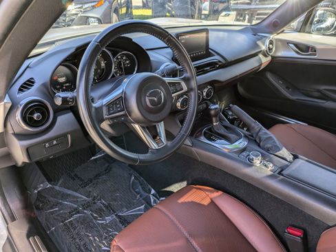Used 2023 MAZDA MX-5 Miata Grand Touring w/ Weather Package image 18