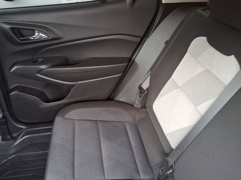 Used 2024 Chevrolet Trax LS w/ LS Convenience Package image 16