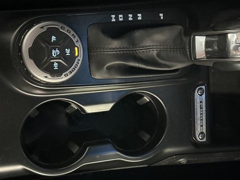 Used 2025 Ford Bronco 2-Door AWD/4WD image 16