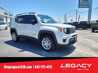 Used 2022 Jeep Renegade Latitude image 1