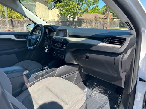 Used 2021 Ford Escape S FWD image 28