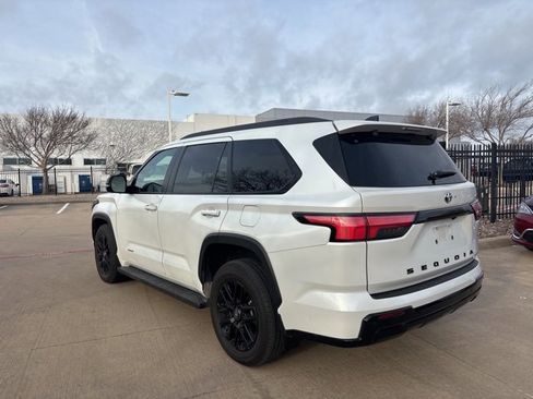 Used 2025 Toyota Sequoia Limited image 7