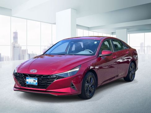 Used 2023 Hyundai Elantra SEL w/ Cargo Package FWD image 1