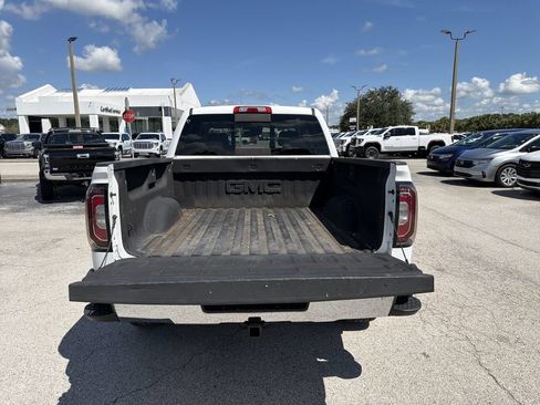 Used 2018 GMC Sierra 1500 SLT AWD/4WD image 11