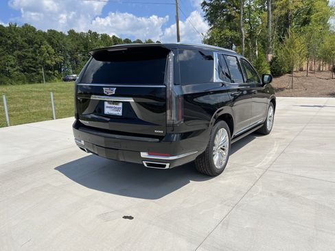 Used 2025 Cadillac Escalade Premium Luxury w/ Touring Package AWD/4WD image 8