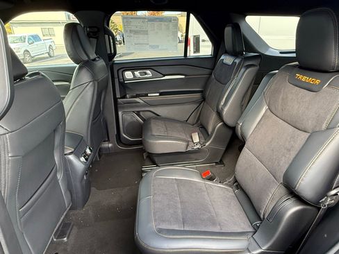 New 2026 Ford Explorer Tremor AWD/4WD image 17