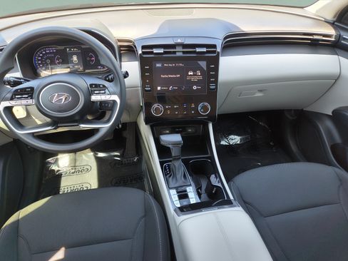 Certified 2024 Hyundai Tucson SE FWD image 10