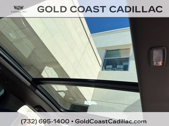 Certified 2023 Cadillac Escalade ESV Premium Luxury w/ Performance Package AWD/4WD image 13