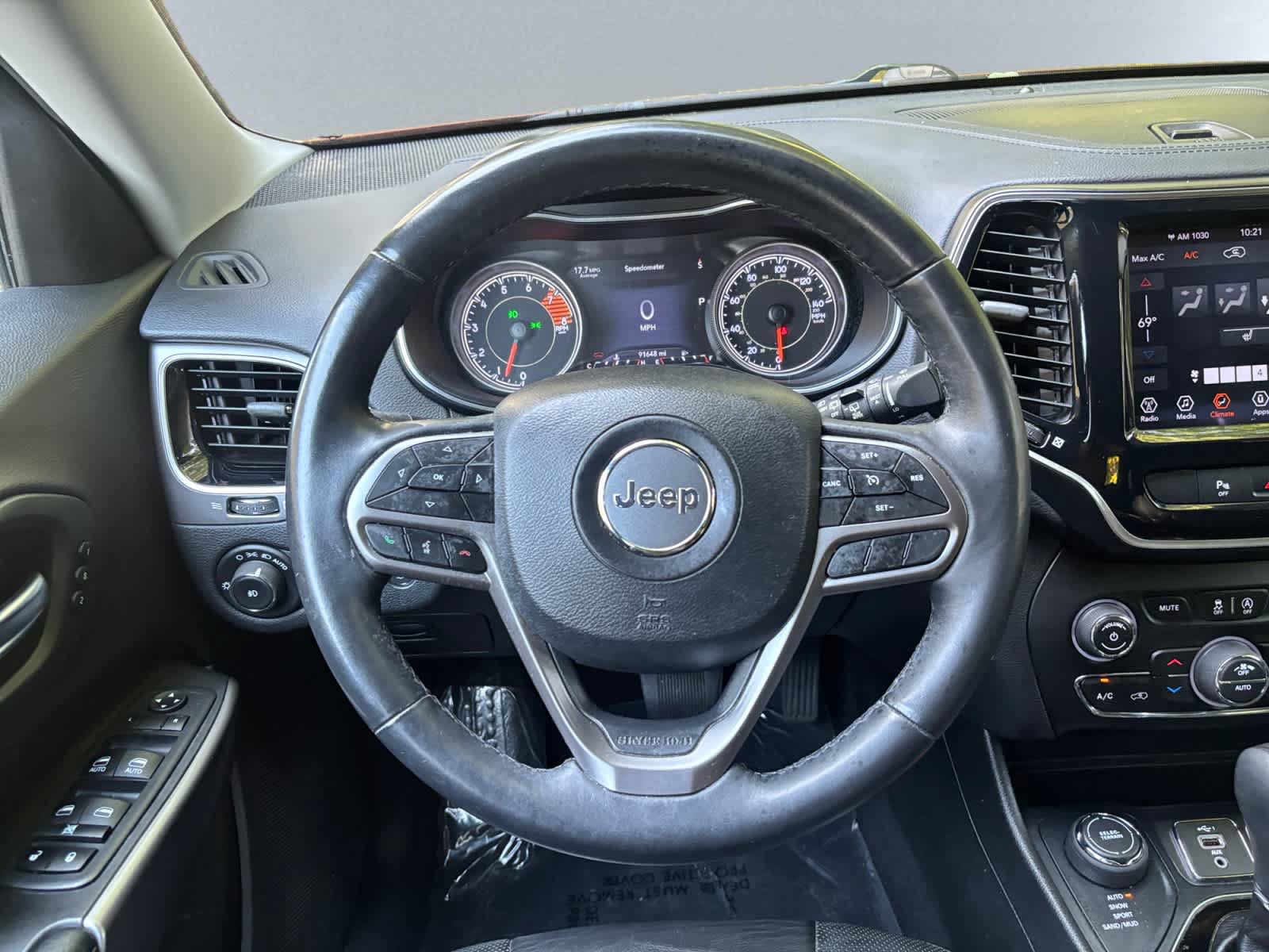 Used 2019 Jeep Cherokee Limited AWD/4WD image 17