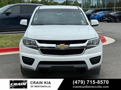 Used 2020 Chevrolet Colorado LT RWD image 2
