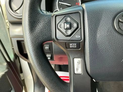 Used 2017 Toyota Tundra SR5 image 26