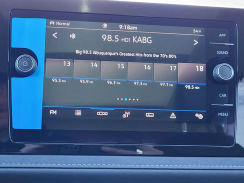 New 2026 Volkswagen Taos SE AWD/4WD image 16