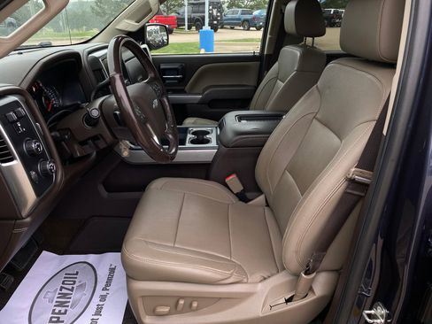 Used 2018 Chevrolet Silverado 1500 LTZ Z71 w/ Centennial Edition AWD/4WD image 12