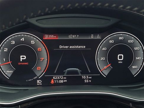 Used 2020 Audi Q8 Premium Plus image 27