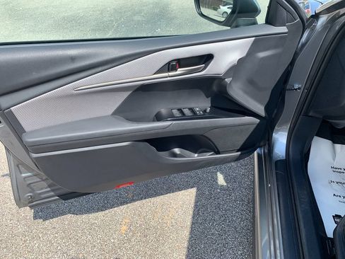 Used 2025 Toyota Camry SE w/ Convenience Package AWD/4WD image 12