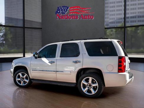 Used 2013 Chevrolet Tahoe LTZ image 2