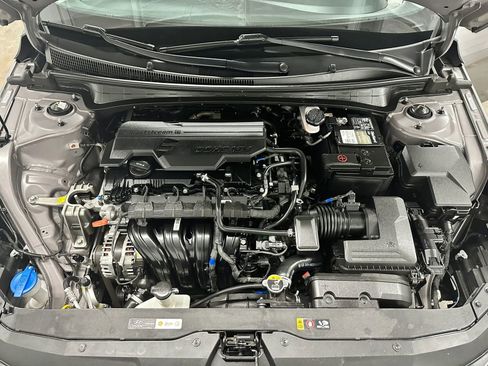 Used 2023 Hyundai Elantra SEL image 13