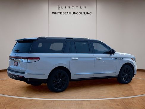 Used 2024 Lincoln Navigator L Black Label image 5