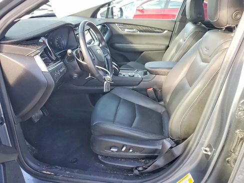 Used 2021 Cadillac XT6 Premium Luxury FWD image 7