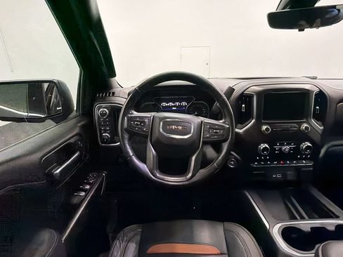 Used 2021 GMC Sierra 1500 AT4 w/ AT4 Premium Package AWD/4WD image 4