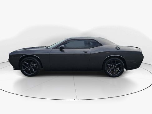 Used 2019 Dodge Challenger SXT w/ Blacktop Package RWD image 7