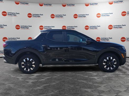 Certified 2025 Hyundai Santa Cruz SEL image 8