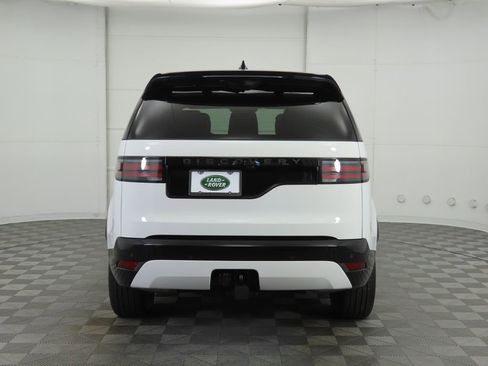 Used 2024 Land Rover Discovery Dynamic SE image 6
