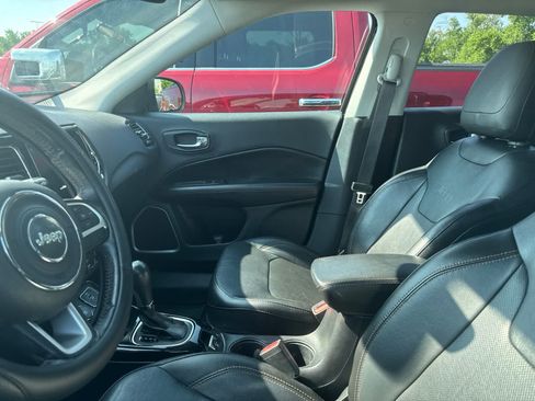 Used 2019 Jeep Compass Limited AWD/4WD image 31