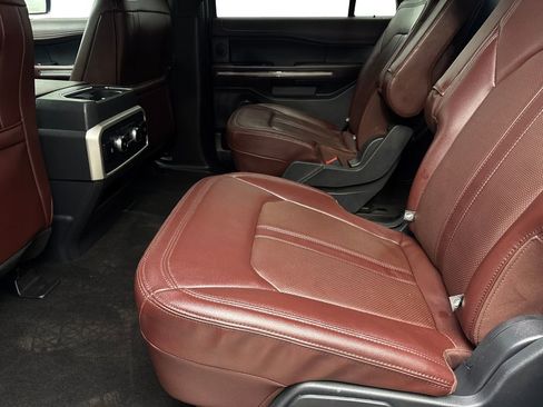 Used 2023 Ford Expedition Limited RWD image 33