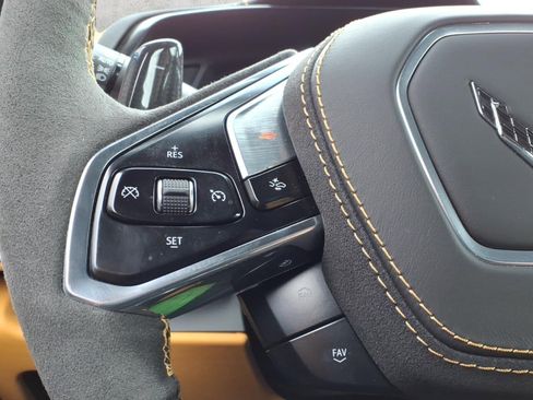 Used 2024 Chevrolet Corvette Z06 w/ Z07 Performance Package image 24