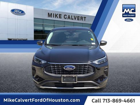 Used 2025 Ford Escape Active w/ Tech Pack #1 FWD image 8
