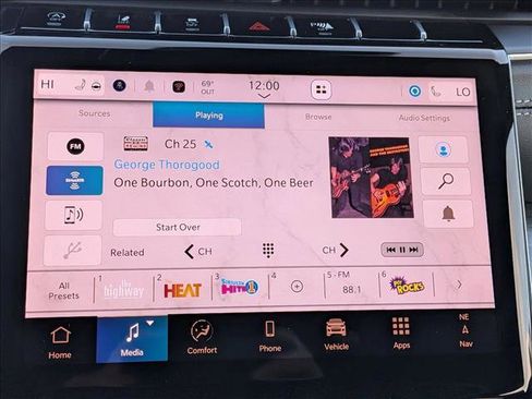 New 2025 Jeep Grand Cherokee Limited AWD/4WD image 12