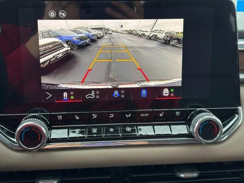 New 2026 GMC Canyon Denali w/ LPO, Denali Black Edition image 21