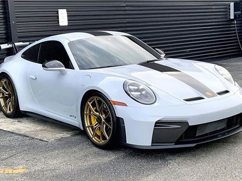 Used 2025 Porsche 911 GT3 image 12
