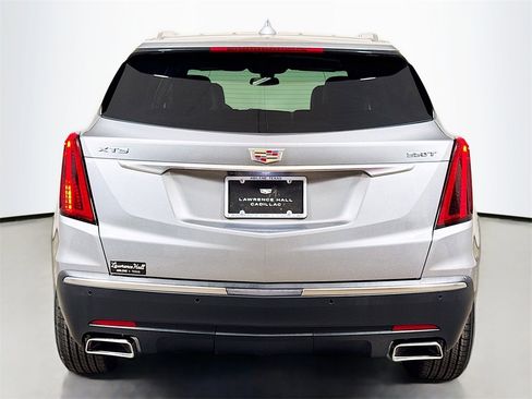 New 2025 Cadillac XT5 Luxury image 4