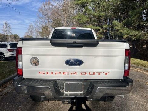 Used 2019 Ford F250 XL w/ Power Equipment Group image 8
