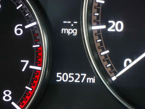 Used 2023 MAZDA CX-30 AWD 2.5 S w/ Premium Package image 16